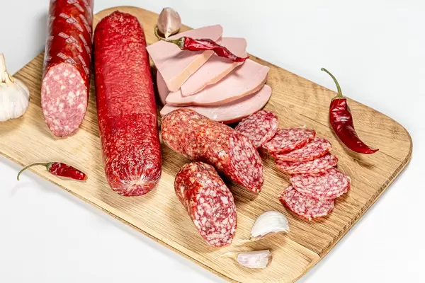 Sausage and salami of different types with chili pepper and garlic (Flip 2020)