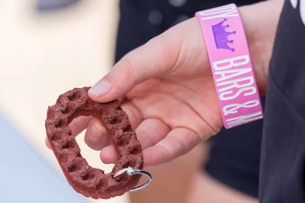 Schlüsselanhänger aus der London 2012 Tartan Bahn