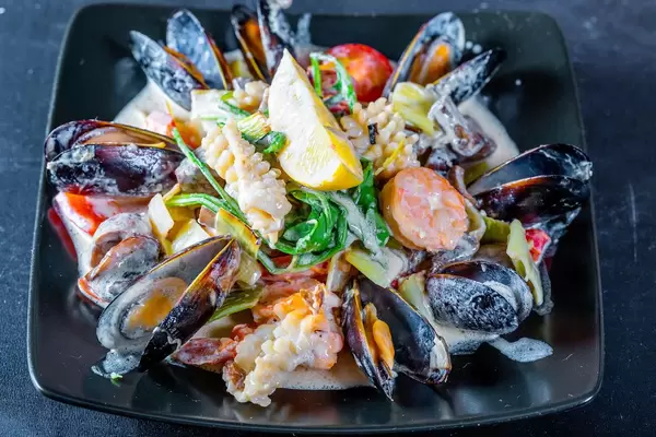 Seafood in cream sauce