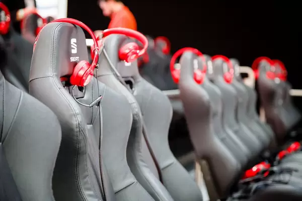 Seat bietet die Möglichkeit VR-Brille auszuprobieren