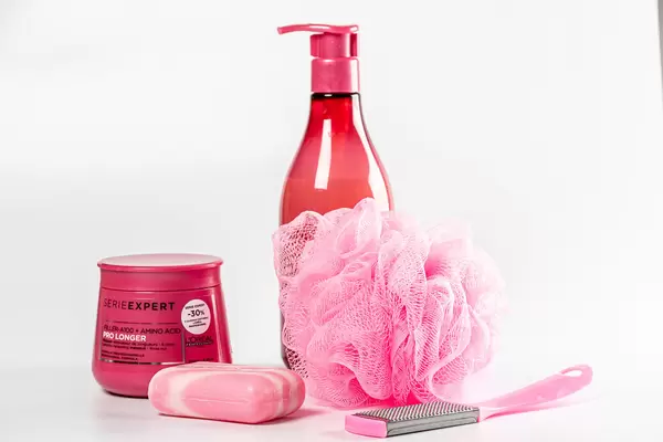 Shampoo, soap, hair mask, washcloth and pumice-bathroom set