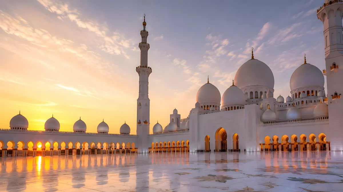 Sheikh-Zayid-Moschee Abu Dhabi im Sonnenuntergang