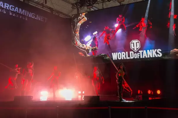 Show auf der Bühne von World of Thanks auf der Gamescom