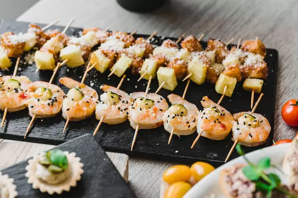 Shrimp canapes With Mango, Avocado And Sauce