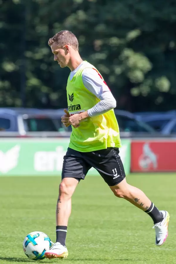 Simon Zoller during training - 1. FC Köln