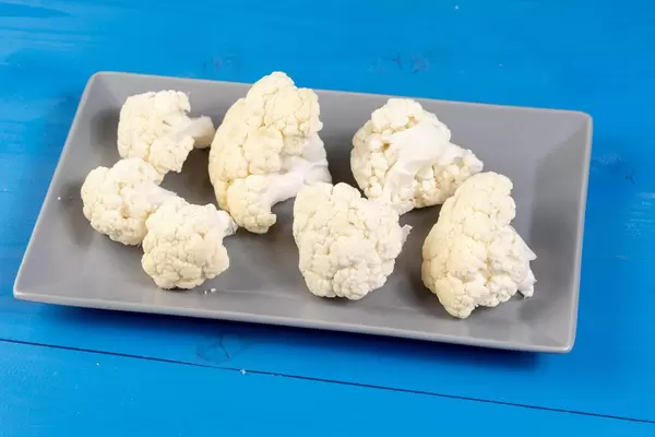 Sliced Cauliflower on the plate (Flip 2019)