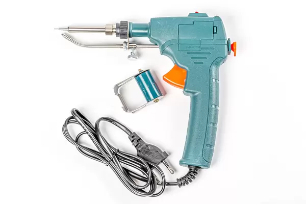 Soldering iron with automatic tin feeding