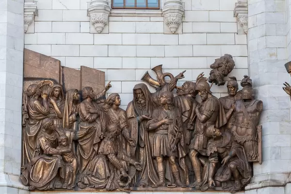 Sophisticated sculptures above the front door of the Cathedral of Christ the Saviour