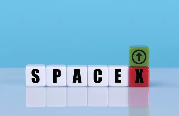 SPACEX text on cubes with up and down arrow