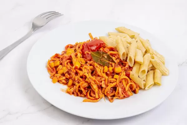 Spaghetti Bolognese served on the plate