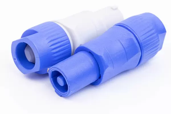 Speakon adapter for Speaker Cables