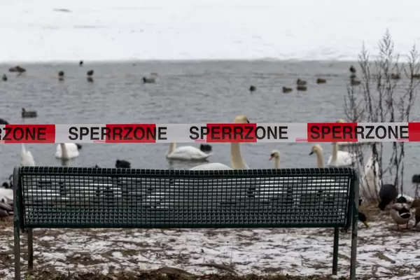 Sperrzone: Betreten der Eisfläche verboten