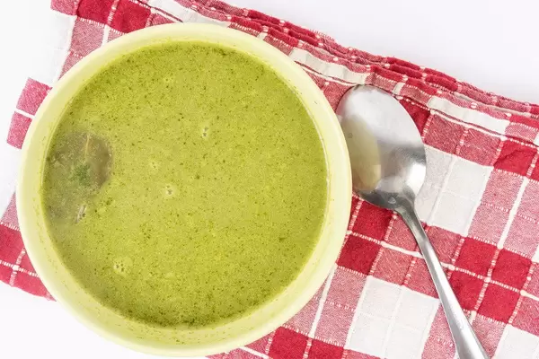 Spinach Soup served in the bowl (Flip 2019)