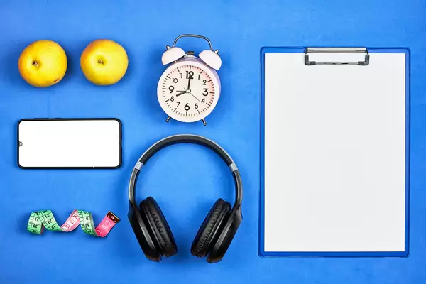 Starting a new day by planning a healthy diet