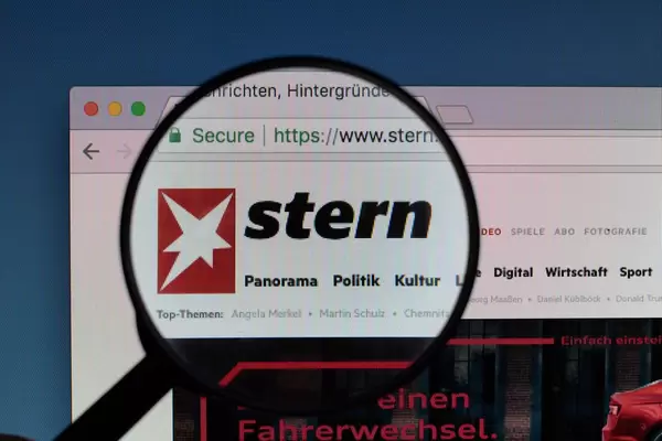 Stern logo on a computer screen with a magnifying glass