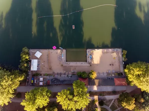 Strandbad Weißensee aus der Luft fotografiert