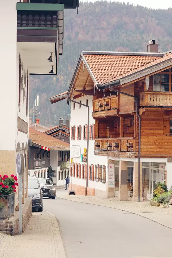 Street in German village Reit Im Winkl (Flip 2019)
