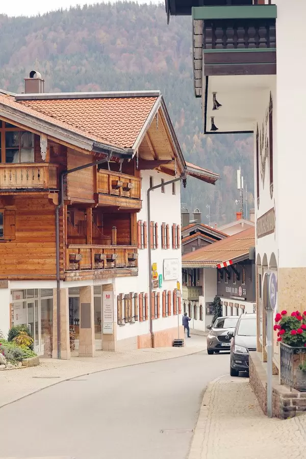 Street in German village Reit Im Winkl