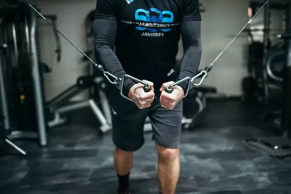 Stretching two springs on a cross machine  Flip 2019