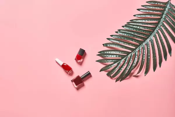 Summer nail polishes