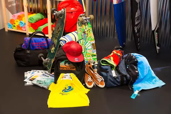 Surf- & Skate-Outfit