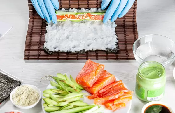Sushi roll process preparations