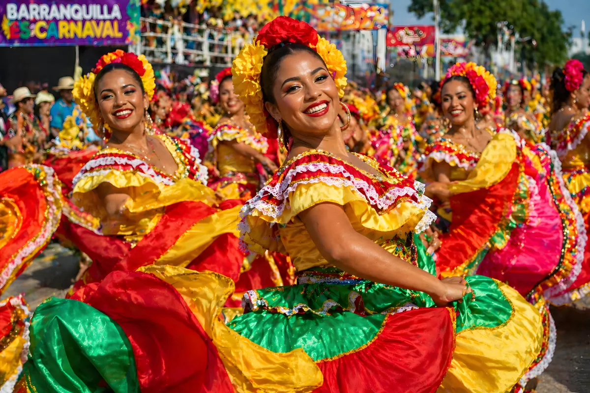 Tänzerinnen beim Karneval in Barranquilla Kolumbien