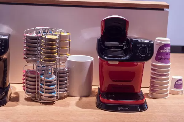 Tassimo Kaffeemaschine mit unterschiedlichen Kapseln