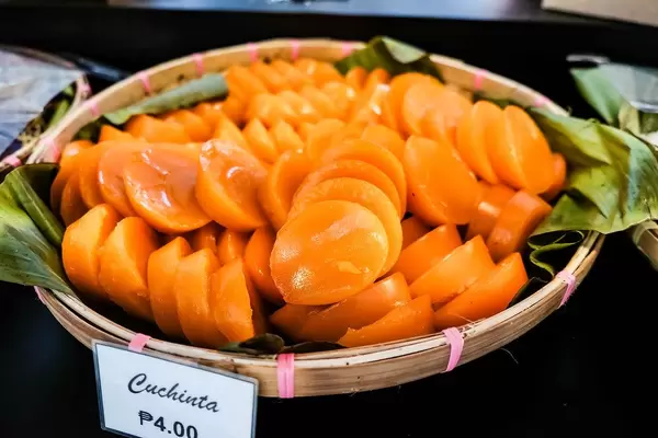 Tasty cuhcinta snack placed on basket