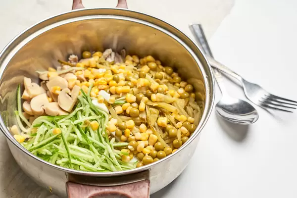 Tasty fat-burning salad with organic vegetables