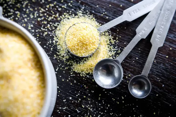 Teaspoon of polenta top-down