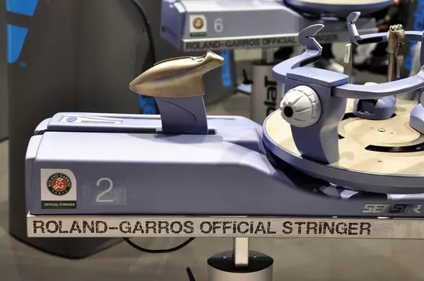 Tennis Racquet Stringing Machines