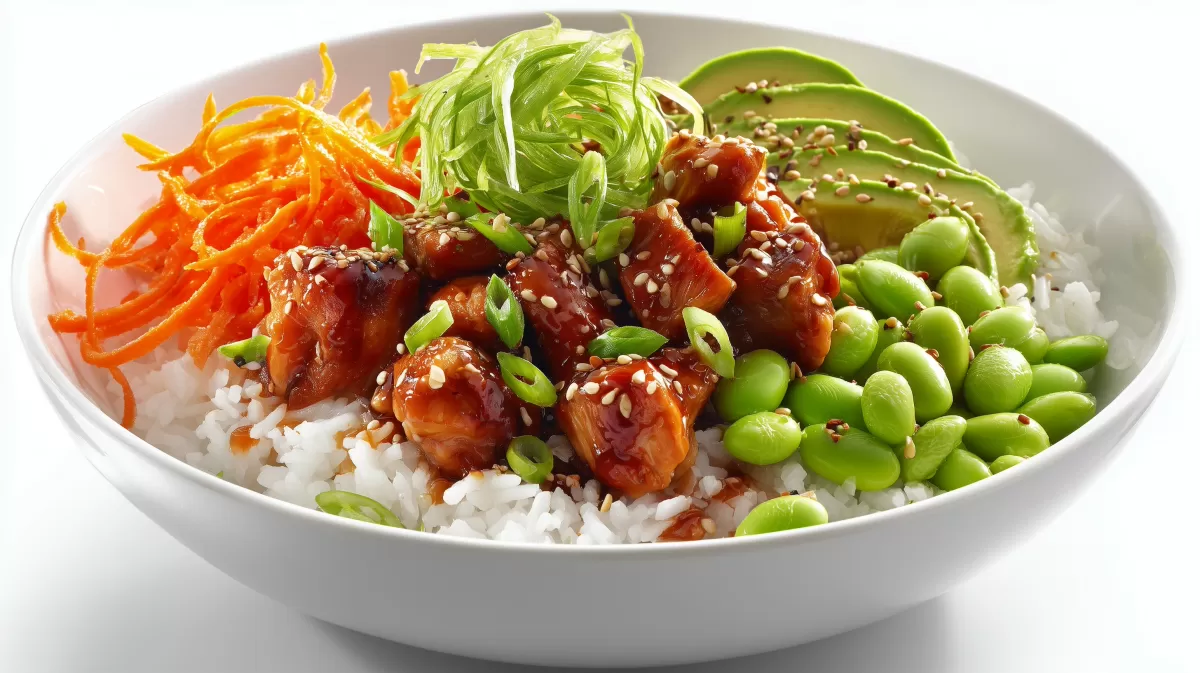 Teriyaki Chicken Bowl mit Edamame und Avocado
