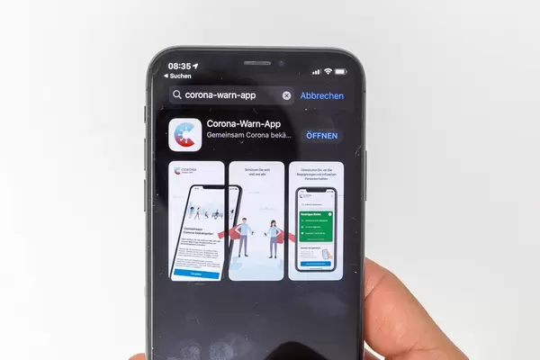 The Corona-Warn-App developed by the German government. Available on App Store and Google Play