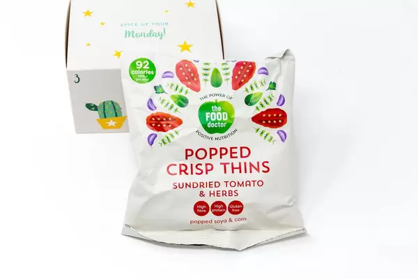 The Food Doctor - popped crisp thins made from soy and mais flour with dried tomatoes and herbs from the third door of the vegan Foodist Active Advents Calendar