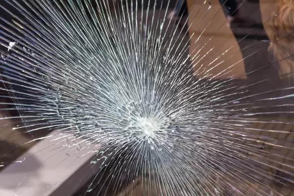 The pattern of a broken glas window