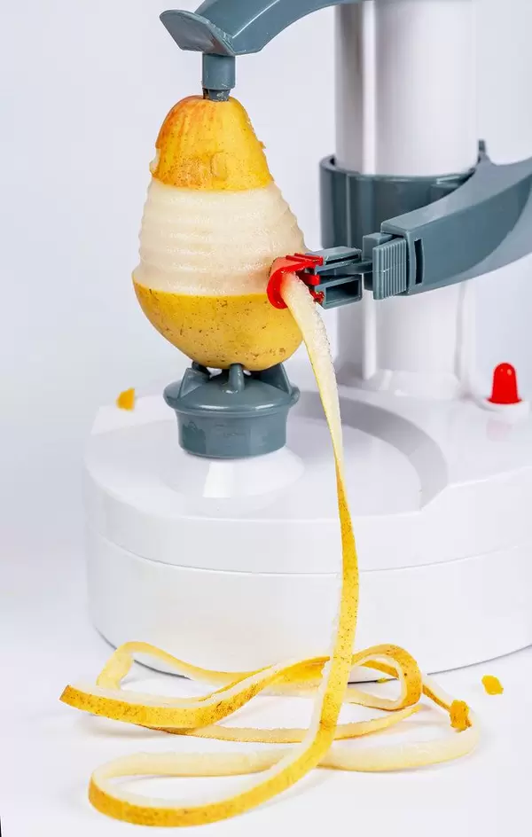 The process of peeling a pear