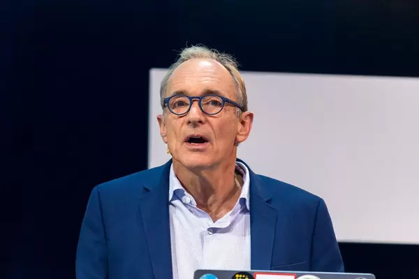 Tim Berners-Lee shares his experience at Digital X in Cologne