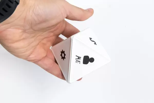 TIMEULAR - ZEI - Zeit Tracking Octagon in Weiß - Ich Me-Time Icon