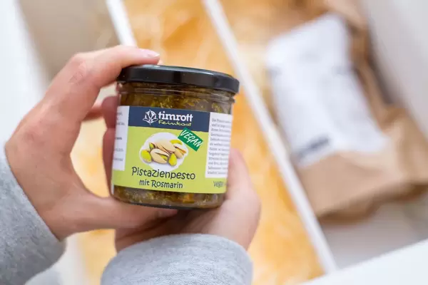 timrott Pistazienpesto mit Rosmarin