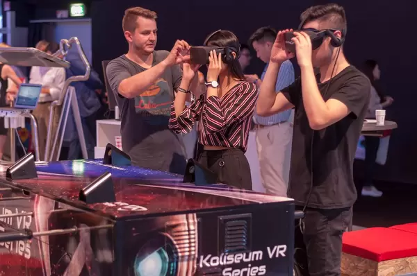 Tischfußball in der virtuellen Realität von Kynoa Games. Koliseum Series VR