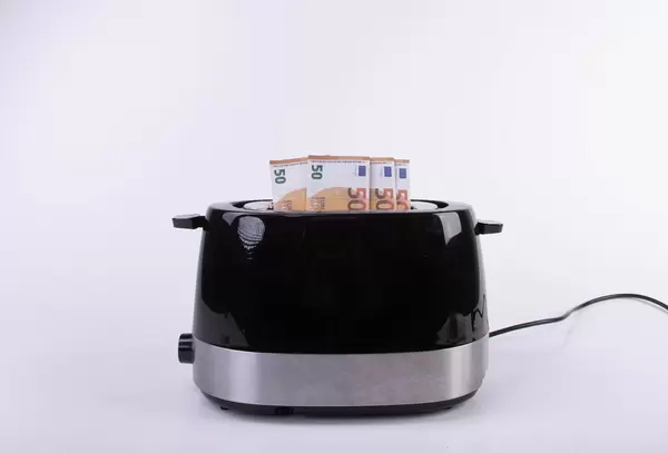 Toaster baking euros