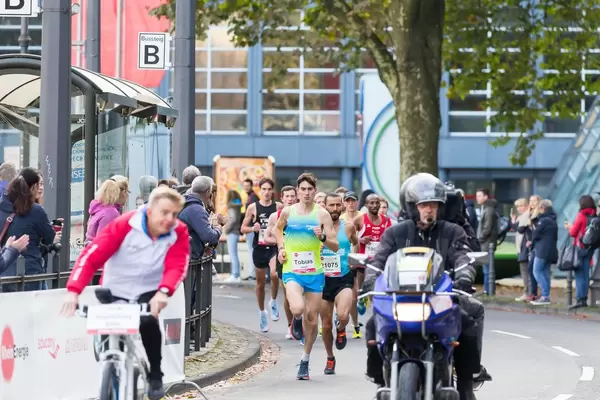 Tobias Blum und Serkan Kaya - Köln Marathon 2017