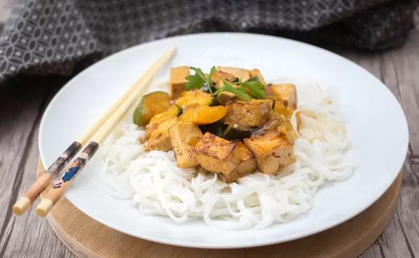 Tofu in a sauce on rice noodel