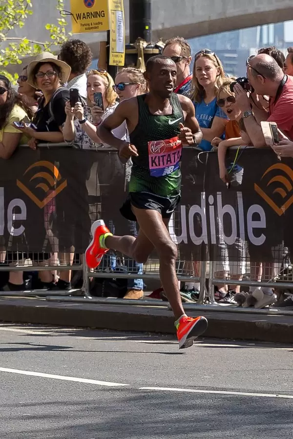 Tola Kitata (London 2018)