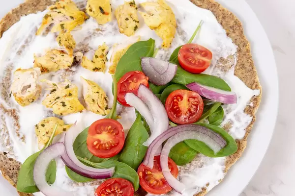 Tortillas with Chicken and Vegetables on the plate (Flip 2019)