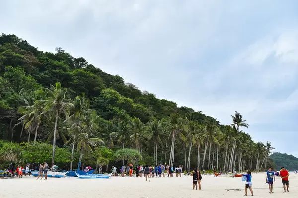 Tourists enjoying at Puka Boracay Beach (Flip 2019)