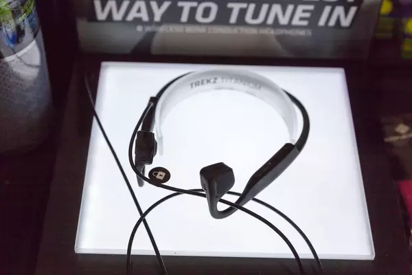 Trekz Titanium Sportkopfhörer von Aftershokz