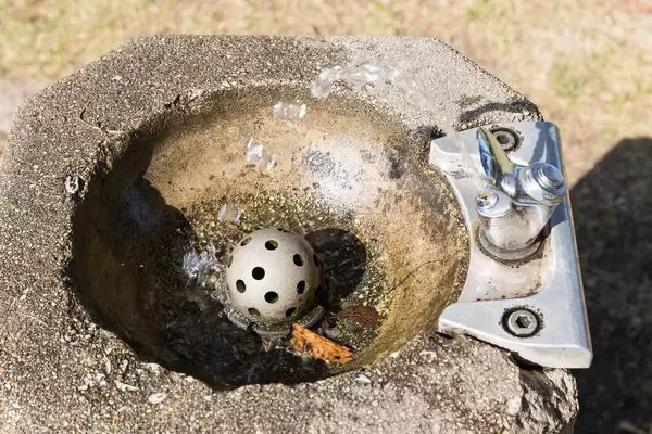 Trinkbrunnen im Old Town Triangle Park in Chicago