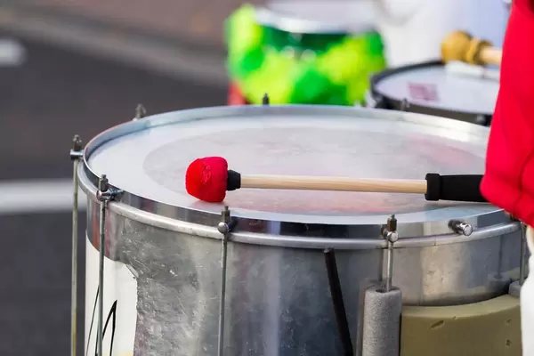 Trommel und Trommelstock - Köln Marathon 2017